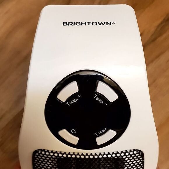 💙NIB Brightown White Portable Wall Outlet Miniature Space Heater - Picture 4 of 13